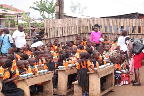 Students getting meals