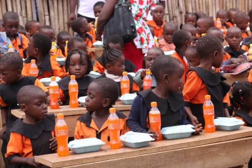 Students getting meals